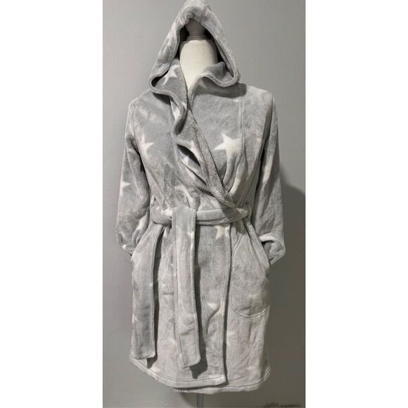 UGG NWOT Miranda robe in gray white star luxurious plush fleece XS - Picture 7 of 7